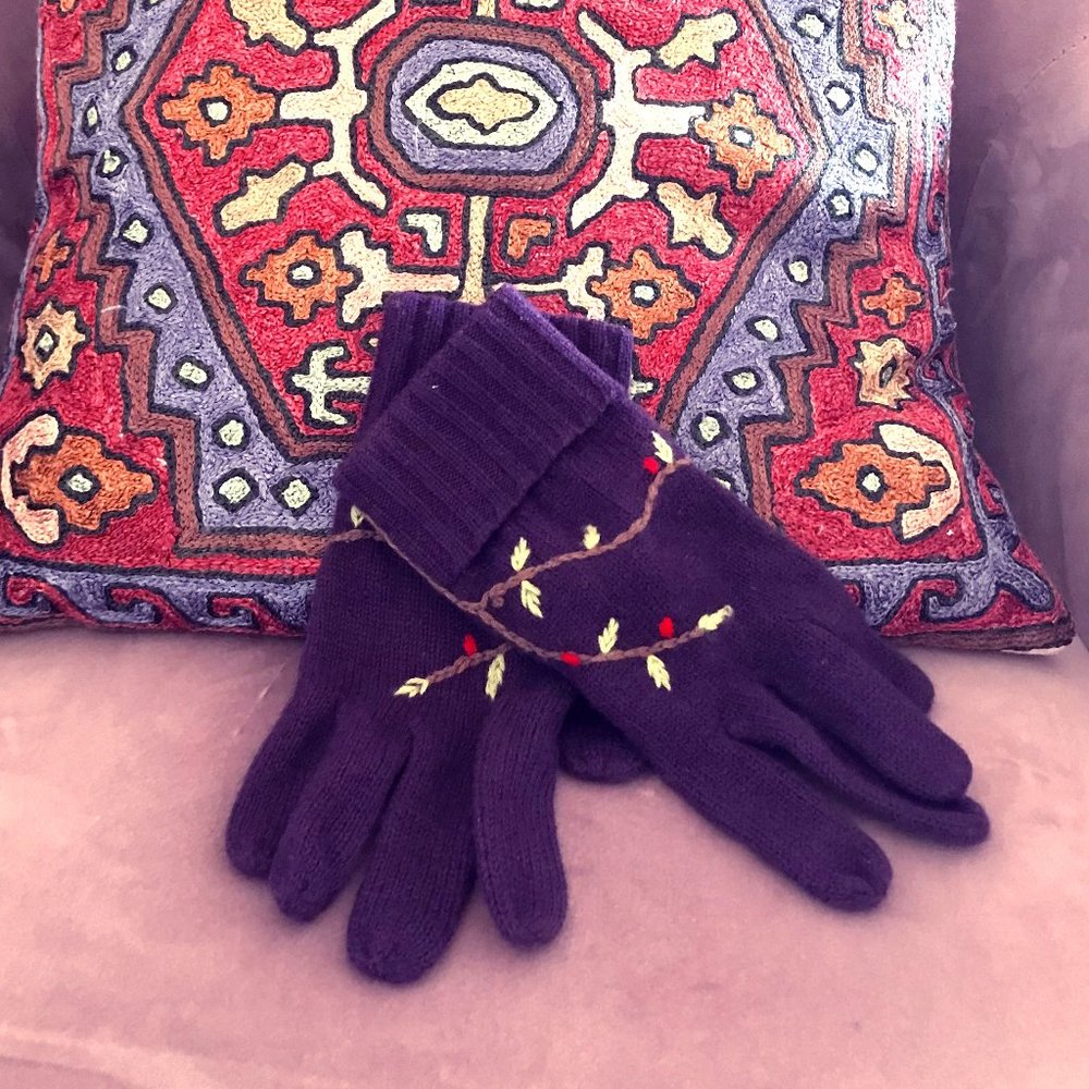 🌻Host Pick🌻Anthropologie Embroidered Wool Gloves